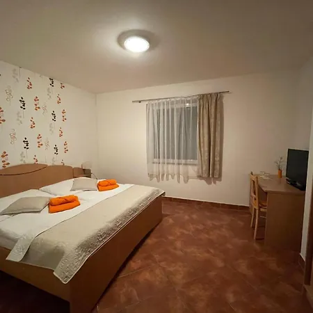 Vezka Guest house